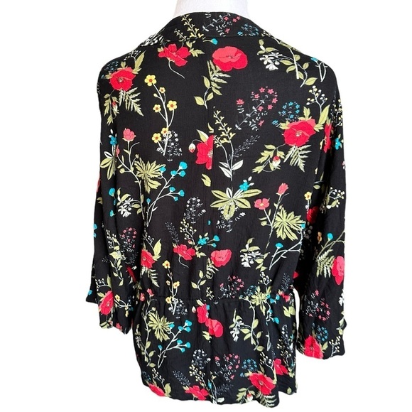 EXPRESS BLACK FLORAL CRINKLE GAUZE CINCH DRAWSTRING OPEN FRONT KIMONO TOP M - Picture 4 of 17